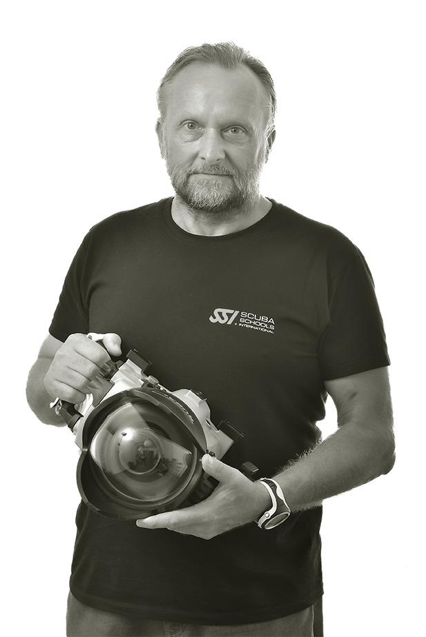 Arturo telle_profile pic